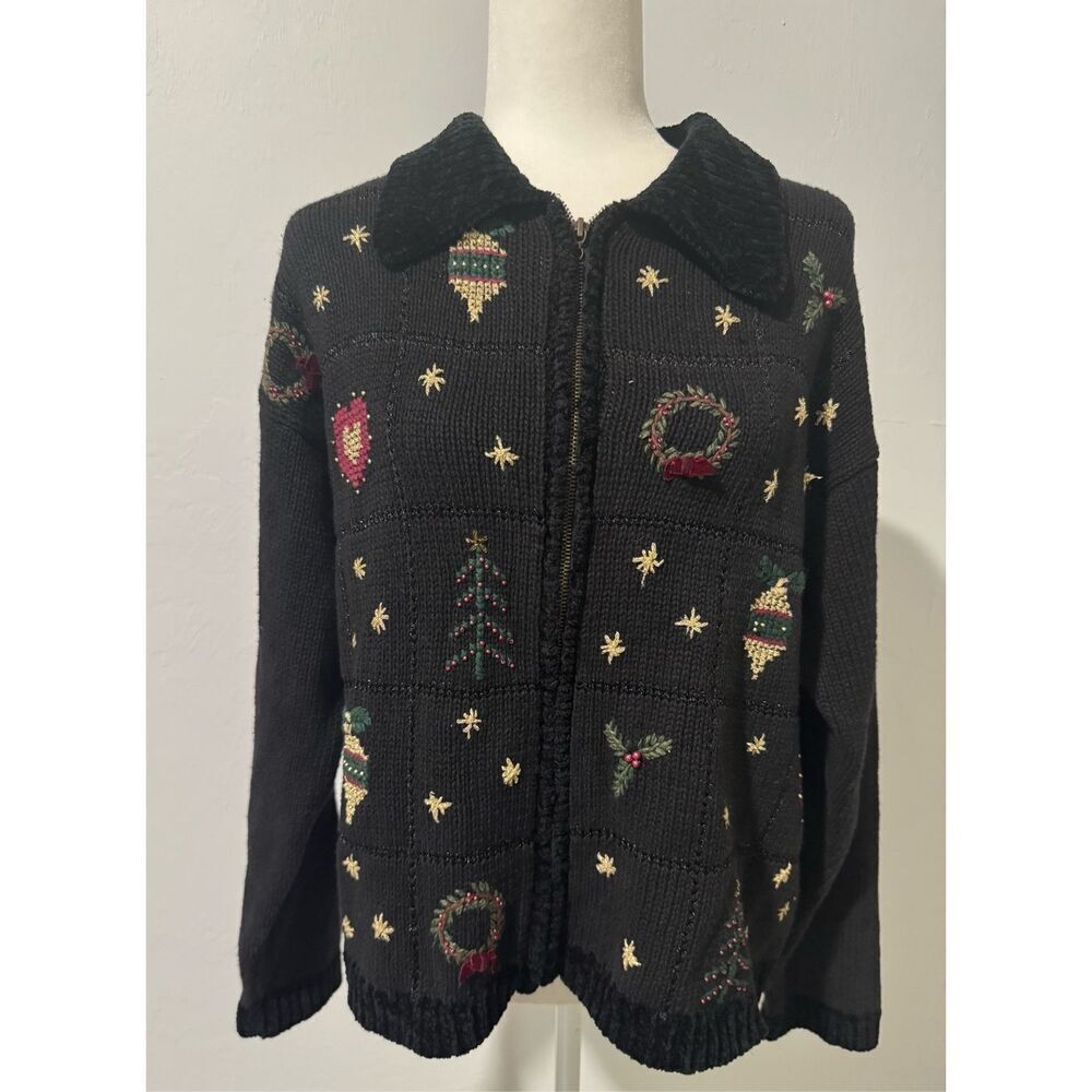 Croft & Barrow Christmas front zipper L sweater